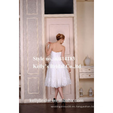 Vestido de boda nupcial crecido para requisitos particulares modificado para requisitos particulares del nuevo cordón del estilo clásico de la colección 2015.